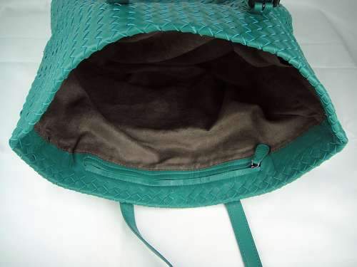 Bottega Veneta Lambskin Tote Bag 1027 Green handbag